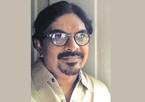 உடனடி அரசியல் யுகத்துக்குள் நுழைந்திருக்கிறோம்! - பிரபாகர்
