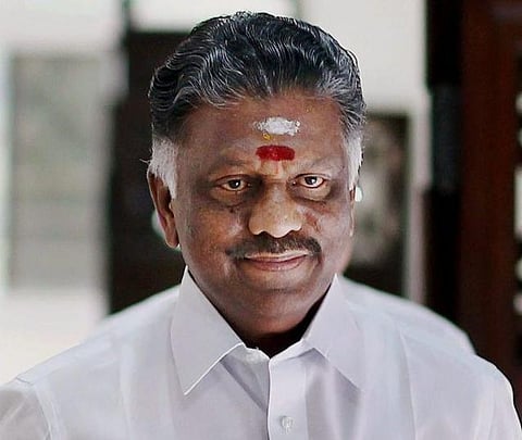 வீனஸ் காலனிக்கு குடிபெயர்கிறார் ஓபிஎஸ்
