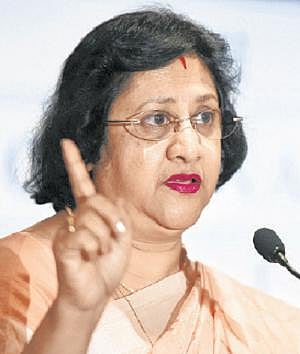 விவசாயக் கடன் தள்ளுபடி நடவடிக்கை வங்கிக் கடனைத் திரும்ப செலுத்தும் முறையை கடுமையாக பாதிக்கும்: எஸ்பிஐ தலைவர் அருந்ததி பட்டாச்சார்யா கருத்து