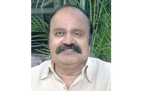 அதிமுக செய்தித் தொடர்பாளராக வா.புகழேந்தி நியமனம்