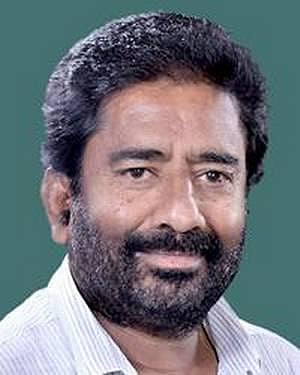 ஏர் இந்தியா ஊழியரை செருப்பால் அடித்து சர்ச்சையில் சிக்கிய சிவசேனா எம்.பி.