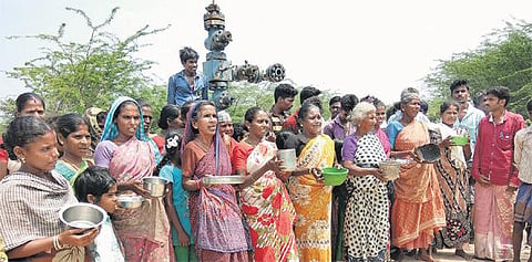 நெடுவாசல், காரைக்கால் உட்பட 31 இடங்களில் ஹைட்ரோ கார்பன் எடுக்க மத்திய அரசு நாளை ஒப்பந்தம்