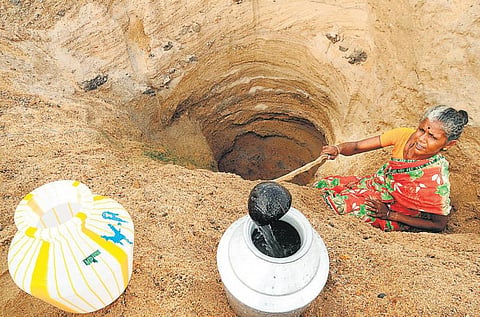 குடிப்பதற்கு ஏற்றதாக இல்லாமல் மாறும் நிலத்தடி நீர்: தமிழகத்தில் அதிகரிக்கும் சிறுநீரகக் கல் நோயாளிகள்