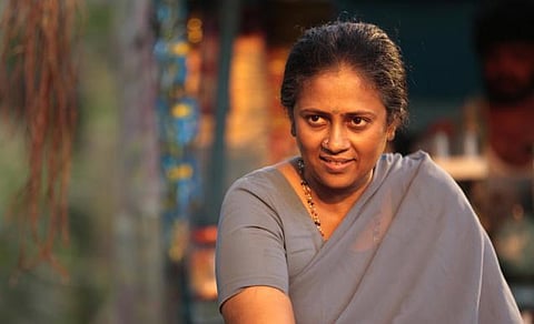 சொல்வதெல்லாம் உண்மை நிகழ்ச்சியை கிண்டல் செய்தபோது காயப்பட்டேன்: லட்சுமி ராமகிருஷ்ணன்