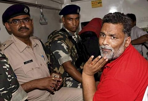 போலீசாருடன் ஏற்பட்ட மோதலால் பிஹார் எம்.பி. பப்பு யாதவ் கைது