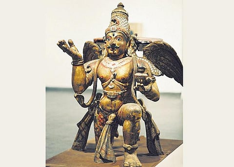 கருடன் வழிகாட்ட வந்த பெருமாள்
