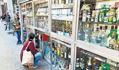 உலக மசாலா: மினியேச்சர் கடைகள்!