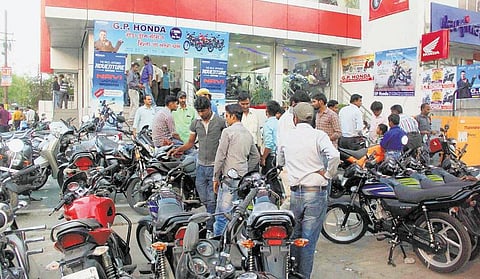 ஆட்டோமொபைல் துறையில் `அட்சய திருதியை’!