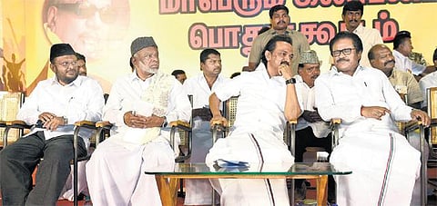 அதிமுக ஆட்சியின் ஊழல்களை விசாரிக்க ஓய்வு பெற்ற உச்ச நீதிமன்ற நீதிபதி தலைமையில் ஆணையம் வேண்டும்: மு.க.ஸ்டாலின் வலியுறுத்தல்