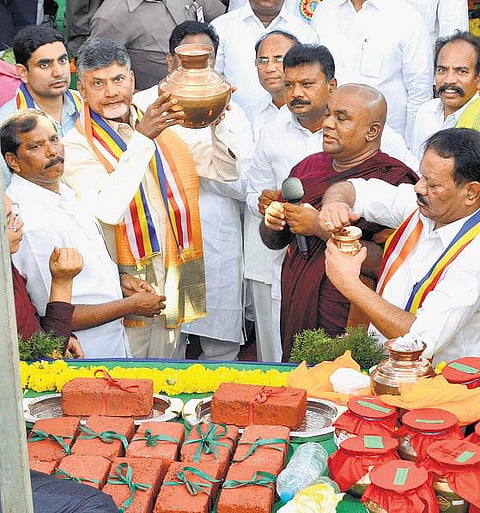 ஆந்திராவில் அம்பேத்கருக்கு 125 அடி உயர சிலை