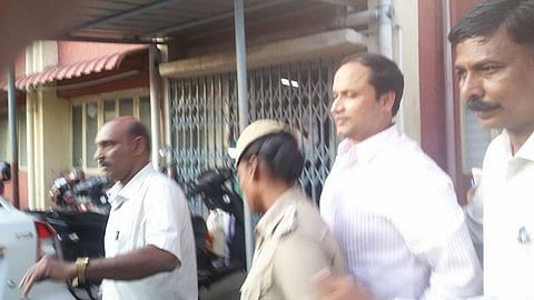சேகர் ரெட்டி கூட்டாளிகளின் 12 கோடி ரூபாய் சொத்துகள் முடக்கம்: அமலாக்கத்துறை அதிகாரிகள் நடவடிக்கை