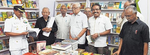 சென்னை பெரியார் திடலில் 5-வது ஆண்டு சிறப்பு புத்தக கண்காட்சி தொடக்கம்