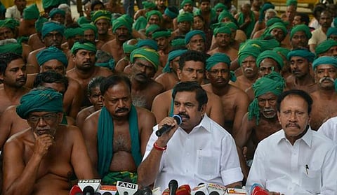 டெல்லியில் தமிழக விவசாயிகளின் போராட்டம் தற்காலிக வாபஸ்