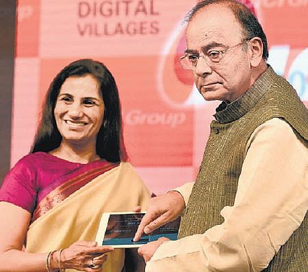 500 டிஜிட்டல் கிராமங்களை உருவாக்க ஐசிஐசிஐ வங்கி திட்டம்: சாந்தா கொச்சார் தகவல்