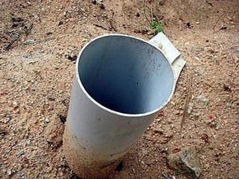 ஆழ்துளை கிணற்றில் விழுந்த சிறுவன் பலி
