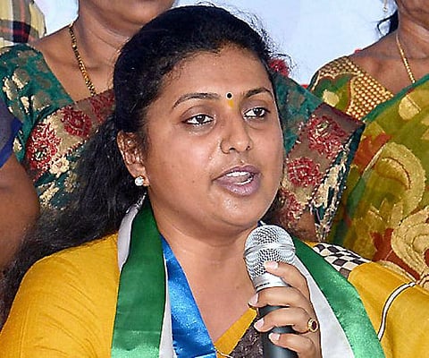 திருமலையில் அரசியல் பேச்சு ரோஜா மன்னிப்பு கேட்க வேண்டும்: சிவசேனா வலியுறுத்தல்