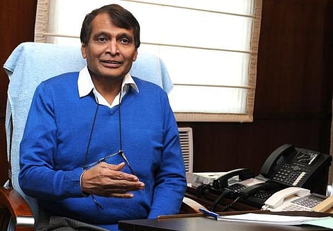 மத்திய அமைச்சரவை விரைவில் மாற்றம்: சுரேஷ் பிரபுவுக்கு பாதுகாப்புத் துறை?
