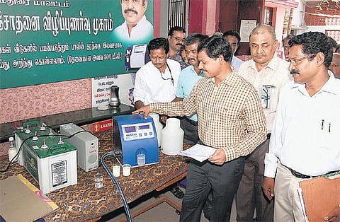 அதிக நுரை வருவதற்காக பாலில் சோப்பு ஆயில் கலப்படம் செய்தது கண்டுபிடிப்பு: சட்டபூர்வ நடவடிக்கைக்கு மதுரை ஆட்சியர் உத்தரவு
