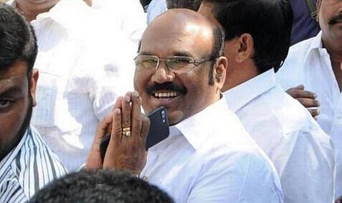 கைத்தறி ஜவுளி, ஜவ்வரிசி, மீன்பிடி வலைக்கு ஜிஎஸ்டியில் வரிவிலக்கு தேவை: டெல்லி கூட்டத்தில் அமைச்சர் ஜெயக்குமார் வலியுறுத்தல்