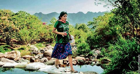 பக்கத்து வீடு: சாதனைக்கு எதுவும் தேவையில்லை!