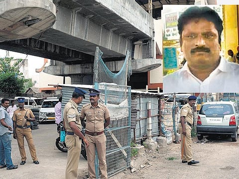 சென்னை கலங்கரை விளக்கம் அருகே வழக்கறிஞர் மீது சரமாரி தாக்குதல்