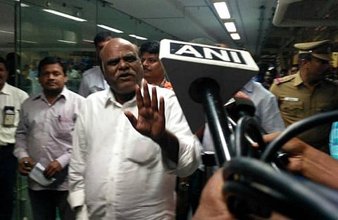 கர்ணன் ஜாமீன் மனு நிராகரிப்பு: சிறப்பு அமர்வே முடிவு எடுக்கும் என உச்ச நீதிமன்றம் கெடுபிடி