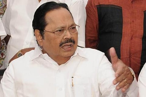 அமைச்சர் சண்முகத்துக்கு துரைமுருகன் பாராட்டு