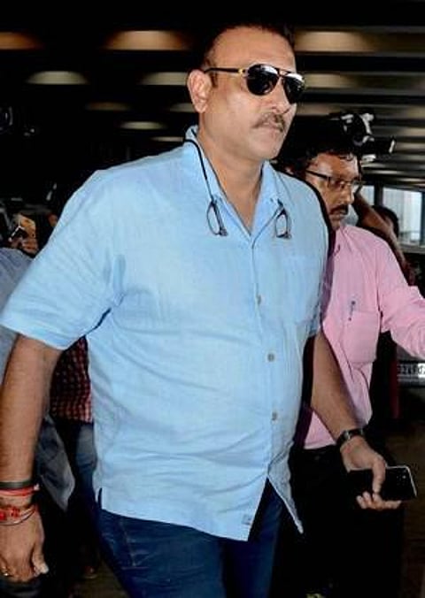 இந்திய கிரிக்கெட் அணியின் பயிற்சியாளராக ரவி சாஸ்திரிக்கு அதிக வாய்ப்பு? நேர்காணலுக்கு 6 பேர் தேர்ந்தெடுப்பு