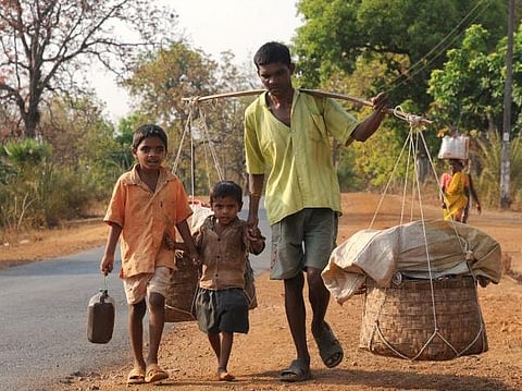 கிராமங்களை தத்து எடுக்க எம்.பி.க்கள் தயக்கம்