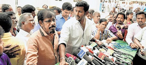 கேளிக்கை வரி விவகாரம் தொடர்பாக அரசுடன் திரையுலக அமைப்புகள் பேச்சு: 24-ம் தேதி இறுதி முடிவு