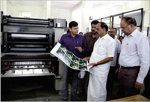 பத்திரிகையாளருக்கு ஓய்வூதியம் உயர்த்த நடவடிக்கை: அமைச்சர் கடம்பூர் ராஜூ தகவல்