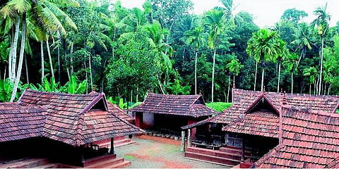‘இங்கே இன்னொரு ரகசிய அறை இருக்கு’
வியப்புகளை விரிக்கும் ‘சரித்திர மாளிகை’