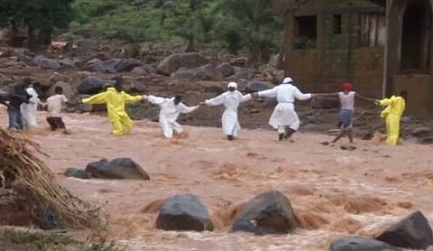 சியரா லியோன் வெள்ளத்துக்கு 300 பேர் பலி