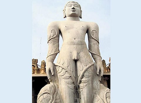 சமணம்: பாகுபலிக்கு முடிபூசை