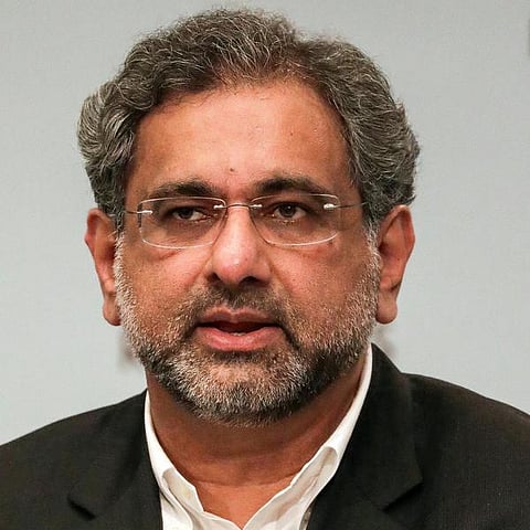 அமெரிக்கா விமான நிலையத்தில் சோதனைக்குள்ளாக்கப்பட்ட பாக். பிரதமர்