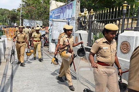 தூத்துக்குடி துப்பாக்கிச் சூடு சுட்டுவது என்ன?