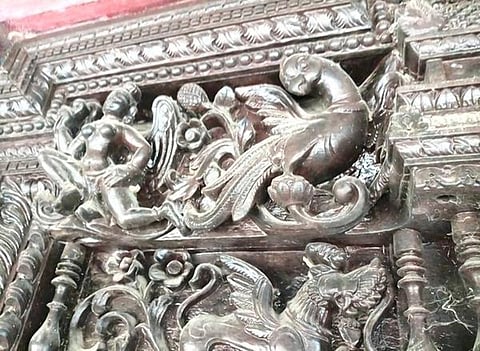 கடந்த காலத்தின் கதவு