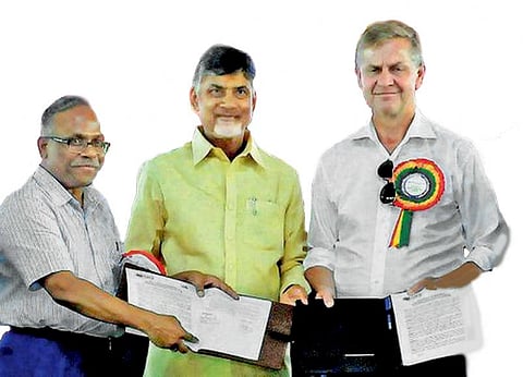 செலவில்லாத இயற்கை விவசாயத்துக்கு வழிகாட்டும் ஆந்திரம்!