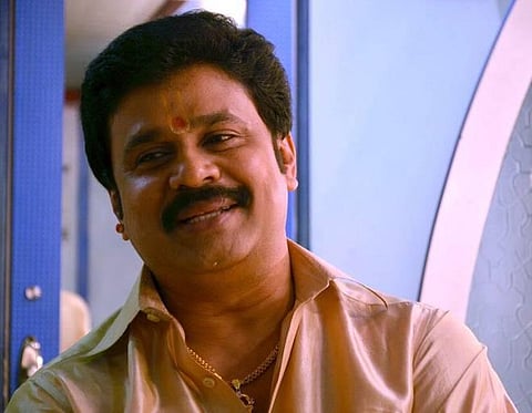 நடிகை துன்புறுத்தப்பட்ட புகைப்படங்களை வழங்க வேண்டும்: உச்ச நீதிமன்றத்தில் திலீப் கோரிக்கை