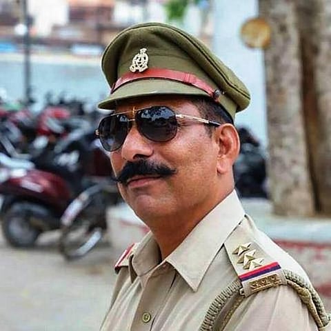புலந்த்ஷெஹரில் ஆய்வாளரை சுட்டது ராணுவ வீரரா? - கைது செய்ய ஜம்மு விரைந்தது உ.பி போலீஸ் படை