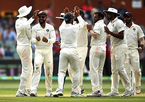 அஸ்வின், ஷமி அசத்தல்; அச்சத்தில் ஆஸி.: வரலாற்று வெற்றியை நோக்கி இந்தியா