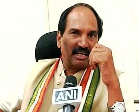வாக்கு எந்திரத்தில் சந்தேகம்: தெலங்கானா
தேர்தல் ஆணையத்தில் காங்கிரஸ் புகார்