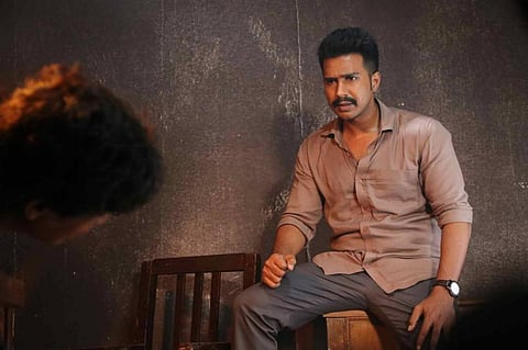 தவறவிடக்கூடாத படம்: திருப்பங்கள் மூலம் கவனிக்க வைப்பவன்!