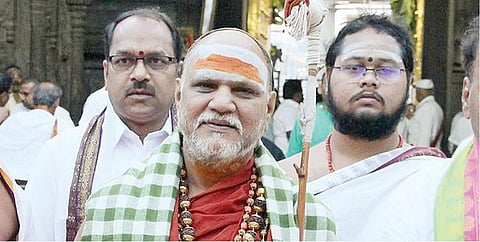 அர்ச்சகர்களை நீக்கும் அதிகாரம் அரசுக்கு கிடையாது:
விசாகப்பட்டினம் சாரதா பீடாதிபதி கருத்து