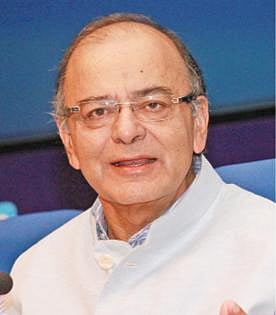 ஆதார் மூலம் மிச்சமான பணத்தில் மூன்று ஆயுஷ்மான் பாரத் திட்டத்தை செயல்படுத்தலாம்: நிதி அமைச்சர் அருண் ஜேட்லி தகவல்