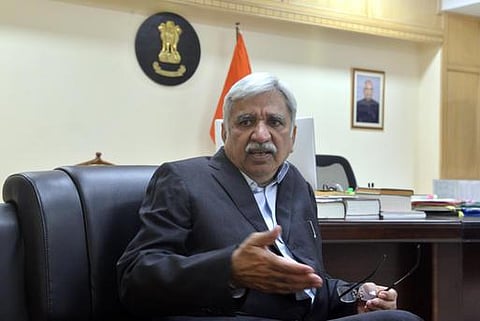 வாக்குச்சீட்டு காலக்கட்டத்துக்கு மீண்டும் செல்லும் பேச்சுக்கே இடமில்லை: தலைமைத் தேர்தல் ஆணையர் அரோரா திட்டவட்டம்