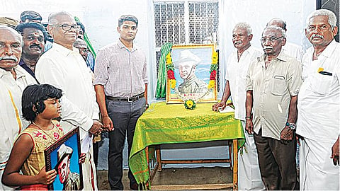ஆங்கிலேய ஆட்சியருக்கு 144 ஆண்டுகளுக்கு பின் நன்றி விழா - பொட்டல்காடுகளை விவசாய பூமியாக மாற்றியவர்: குலையன்கரிசல் கிராமத்தில் விவசாயிகள் நெகிழ்ச்சி