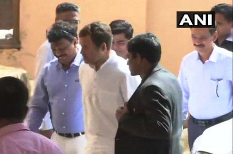 கோவா முதல்வர் மனோகர் பாரிக்கருடன் ராகுல் காந்தி திடீர் சந்திப்பு