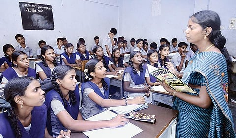 மாற்றத்தை நோக்கி: 21-ம் நூற்றாண்டுக் கல்வியும் பிளஸ் 2 தேர்வும்