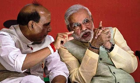 மீண்டும் துல்லியத் தாக்குதல்?- பிரதமர் மோடி தலைமையில் அமைச்சரவைக் கூட்டம்: சிஆர்பிஎப் வீரர்கள் பலி 45 ஆக அதிகரிப்பு